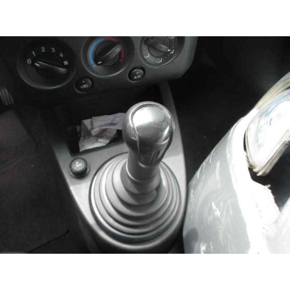 ford fiesta (cbk) del año 2002