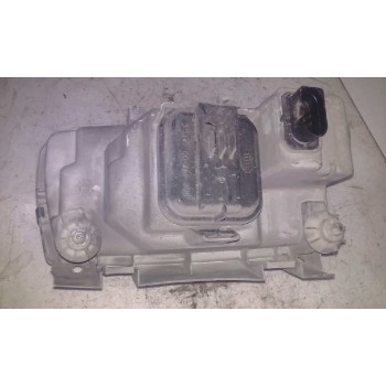 Recambio de faro izquierdo para volkswagen polo berlina (6n1) fox referencia OEM IAM   MONOPTICA
