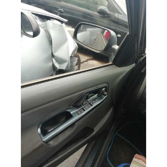 seat ibiza (6k1) del año 2001