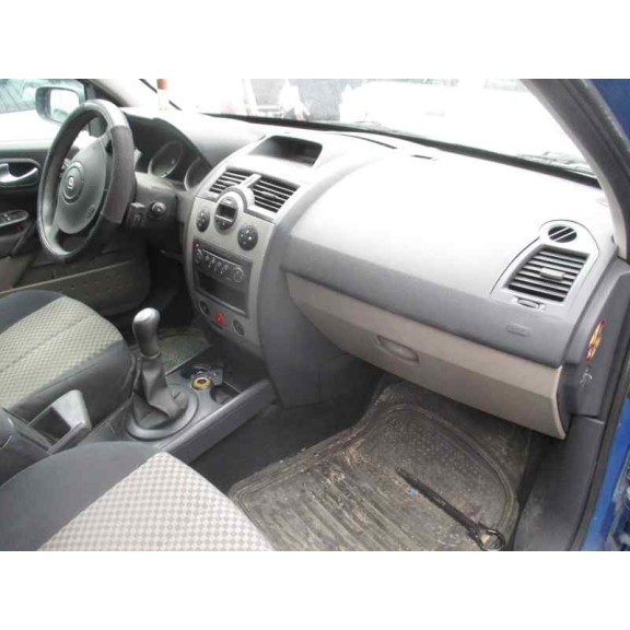 renault megane ii berlina 5p del año 2004