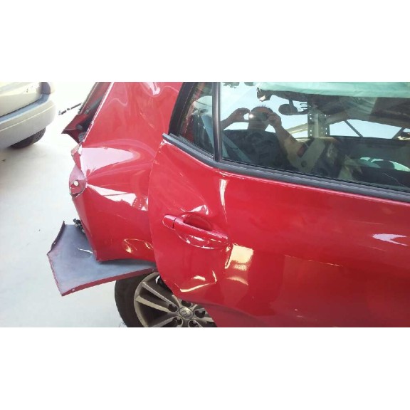 toyota auris del año 2009