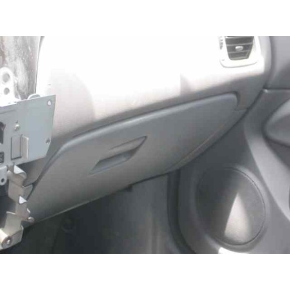 nissan almera (n16/e) del año 2003