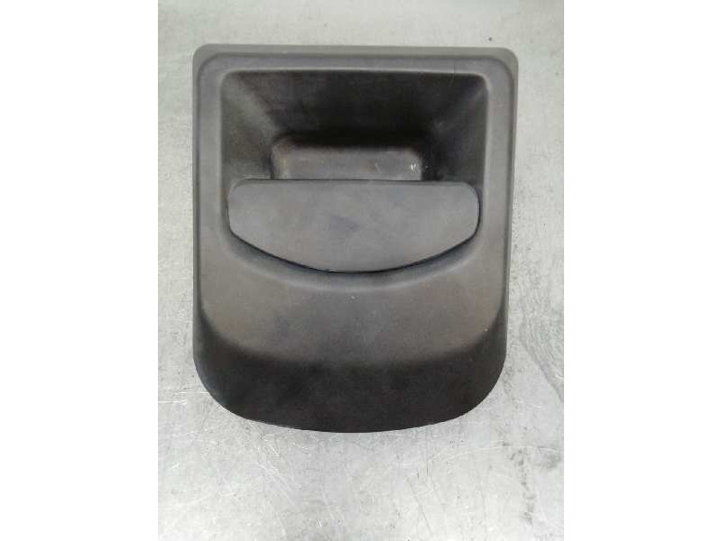 Recambio de maneta exterior delantera derecha para iveco daily combi referencia OEM IAM   