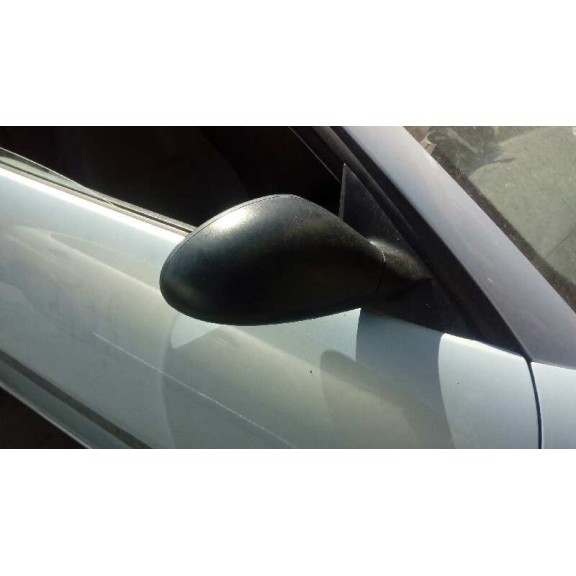 seat ibiza (6l1) del año 2004