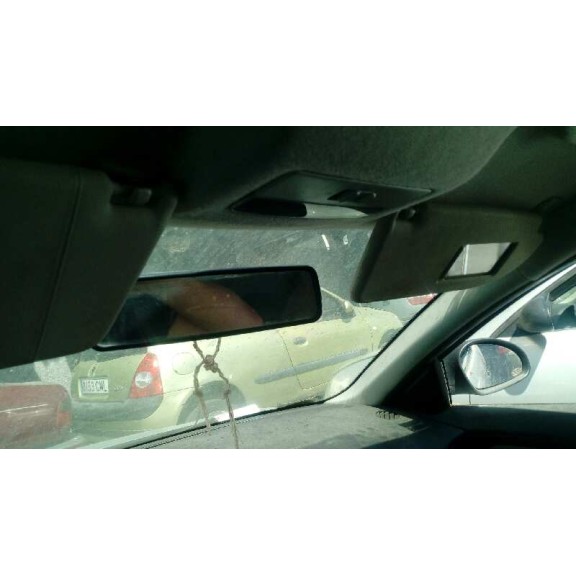 seat ibiza (6l1) del año 2004