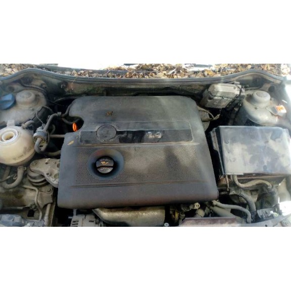 seat ibiza (6l1) del año 2004