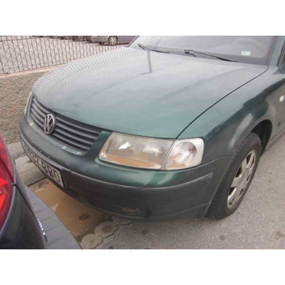 volkswagen passat berlina (3b2) del año 1996