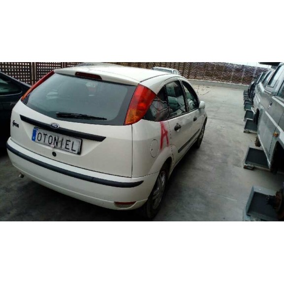 ford focus berlina (cak) del año 2002