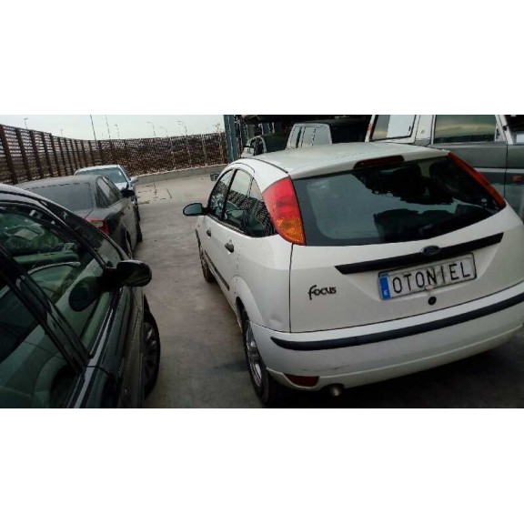 ford focus berlina (cak) del año 2002