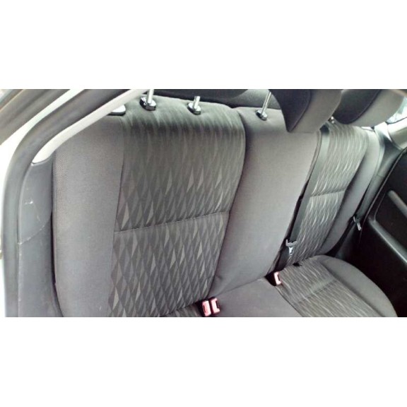 ford focus berlina (cak) del año 2002