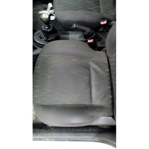 ford focus berlina (cak) del año 2002