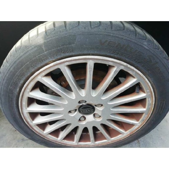 volvo s60 berlina del año 2001