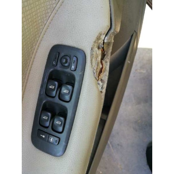 volvo s60 berlina del año 2001