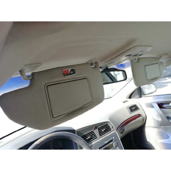 volvo s60 berlina del año 2001