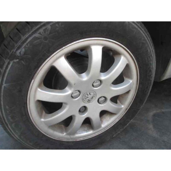 peugeot 206 berlina del año 2001