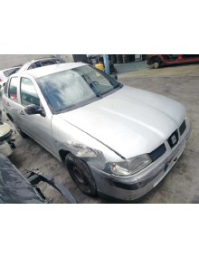 seat cordoba berlina (6k2) del año 2001 2