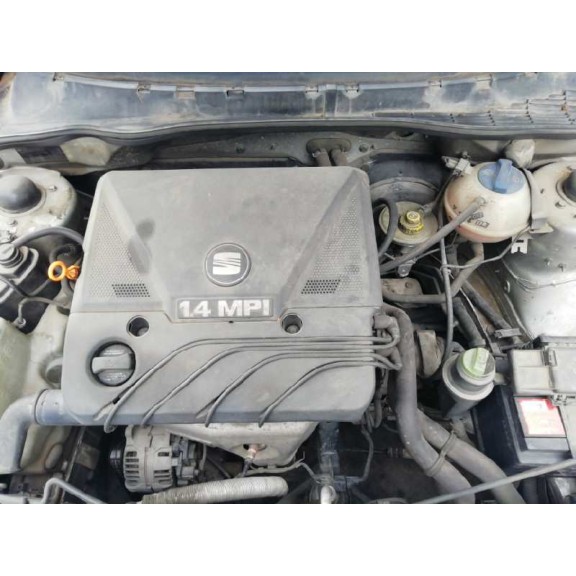 seat cordoba berlina (6k2) del año 2001