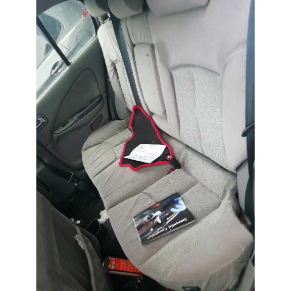 nissan almera (n16/e) del año 2001