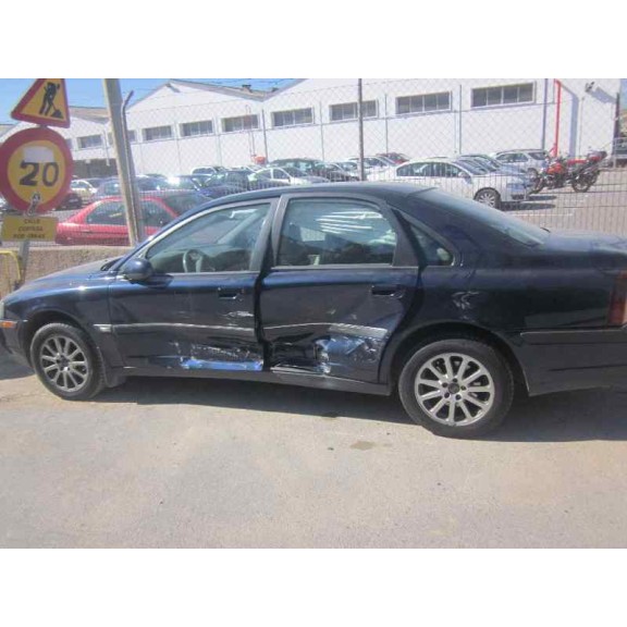 volvo s80 berlina del año 2001
