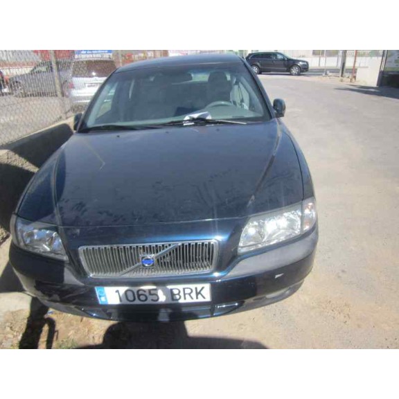 volvo s80 berlina del año 2001