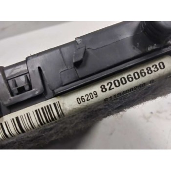 Recambio de centralita bsi para renault megane ii berlina 3p 1.5 dci diesel cat referencia OEM IAM 8200606830  