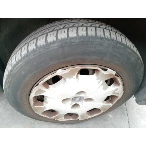 fiat punto berlina (188) del año 2000