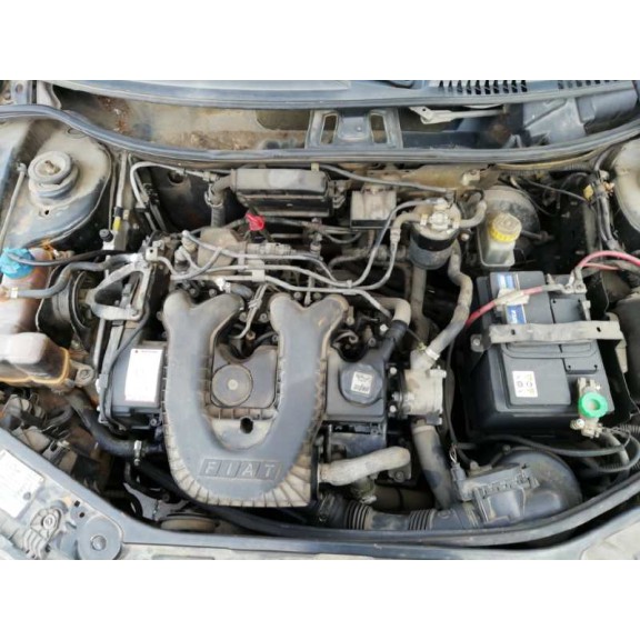 fiat punto berlina (188) del año 2000