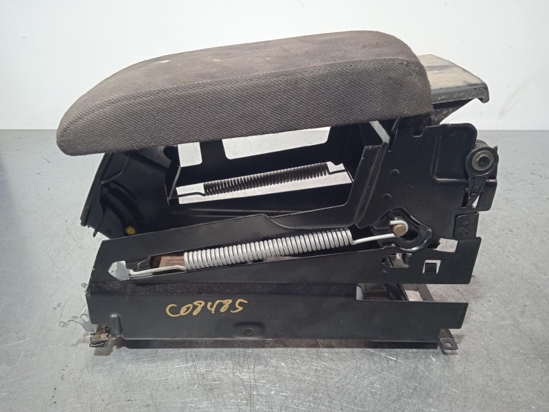 Recambio de apoyabrazos central para skoda superb (3u4) classic referencia OEM IAM 3U0863319A  