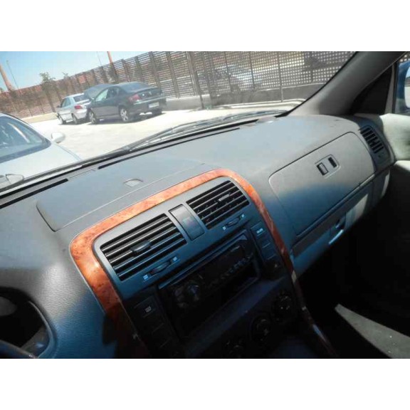 kia carnival ii del año 2004