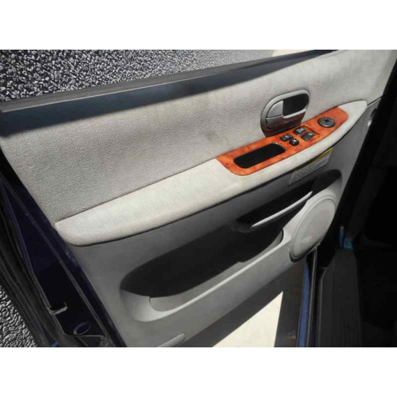 kia carnival ii del año 2004