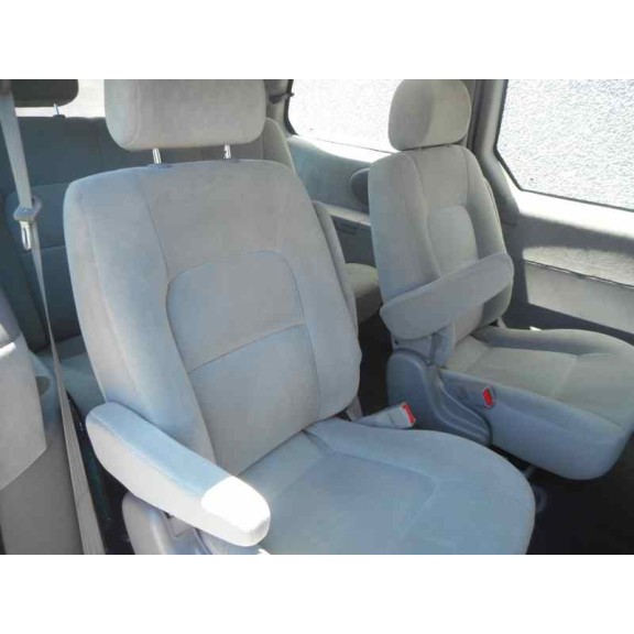 kia carnival ii del año 2004