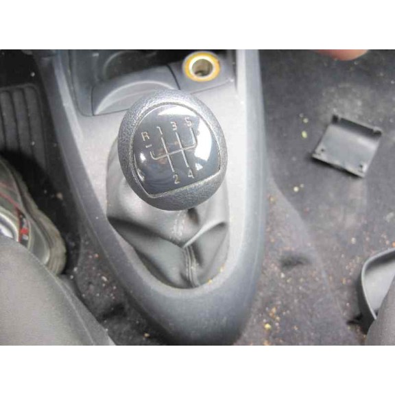 renault clio ii fase ii (b/cb0) del año 2001