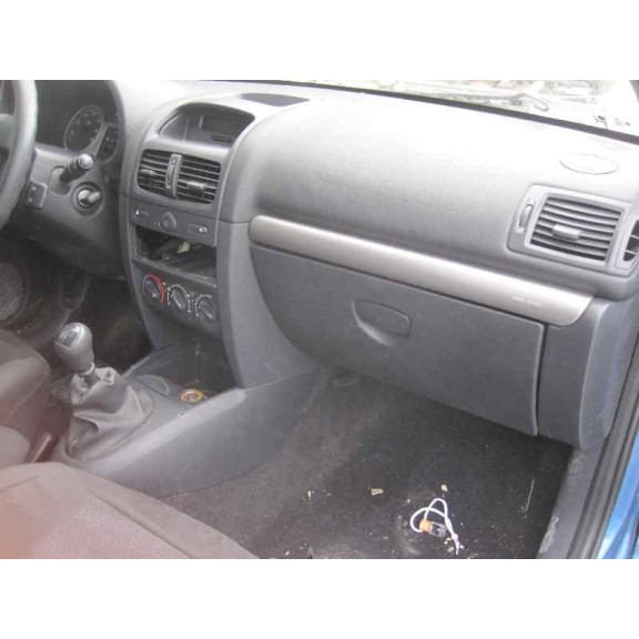 renault clio ii fase ii (b/cb0) del año 2001