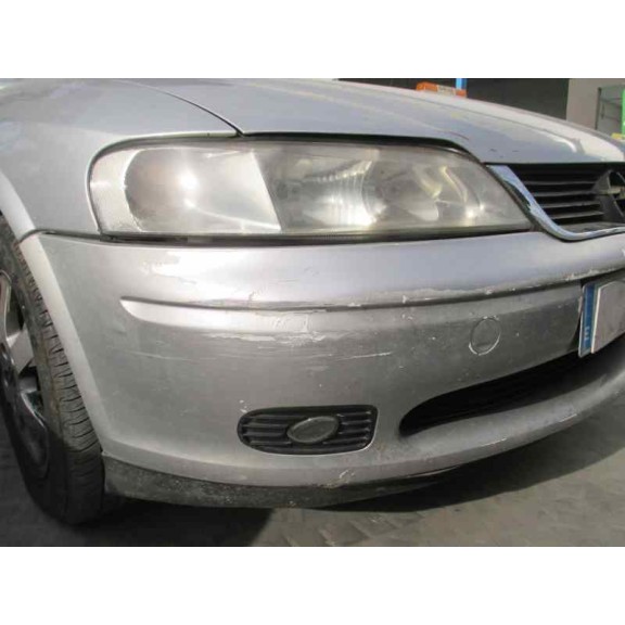 opel vectra b berlina del año 2001