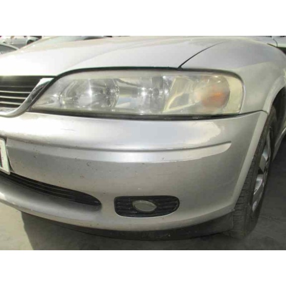 opel vectra b berlina del año 2001