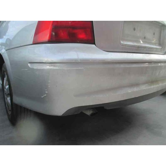 opel vectra b berlina del año 2001