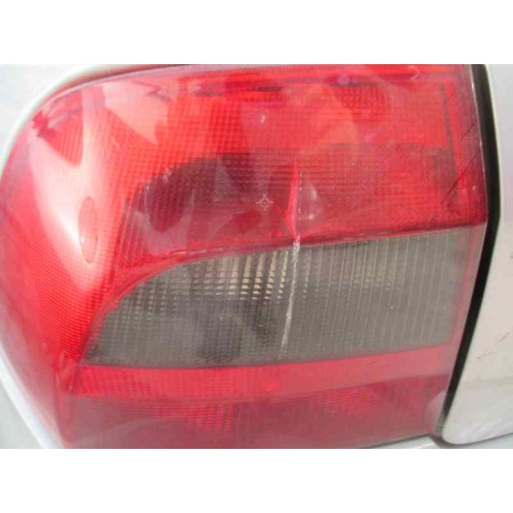 opel vectra b berlina del año 2001