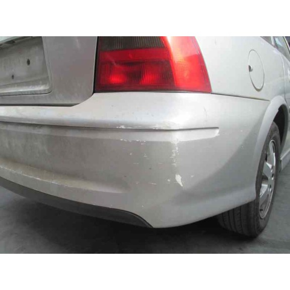 opel vectra b berlina del año 2001