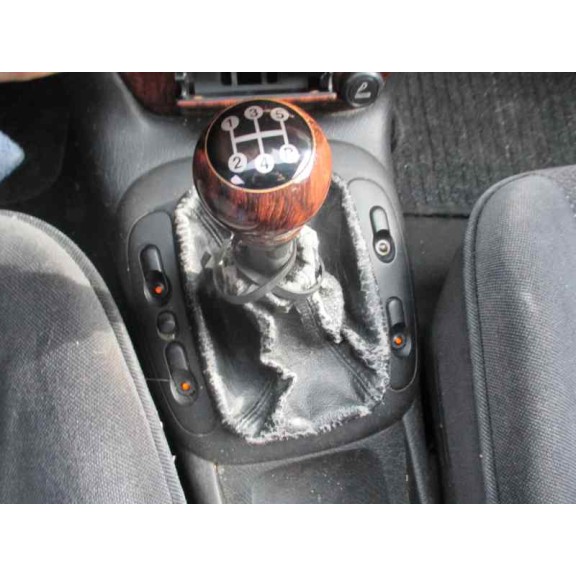 opel vectra b berlina del año 2001