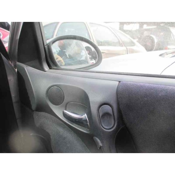 opel vectra b berlina del año 2001