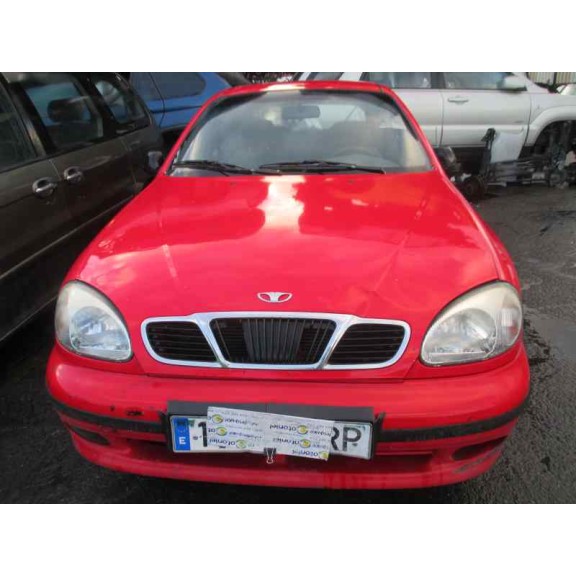 daewoo lanos del año 2001