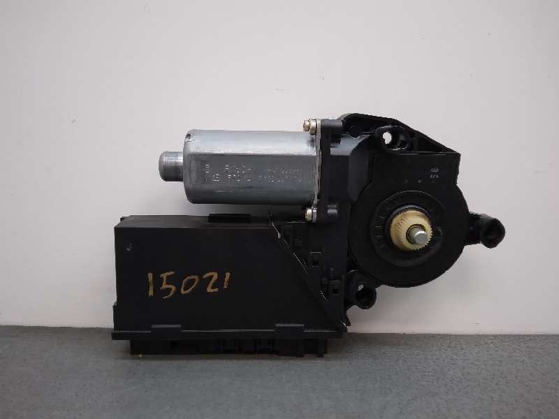 Recambio de motor elevalunas delantero izquierdo para volkswagen touareg (7la) tdi r5 referencia OEM IAM 3D1959793A 0130821764 