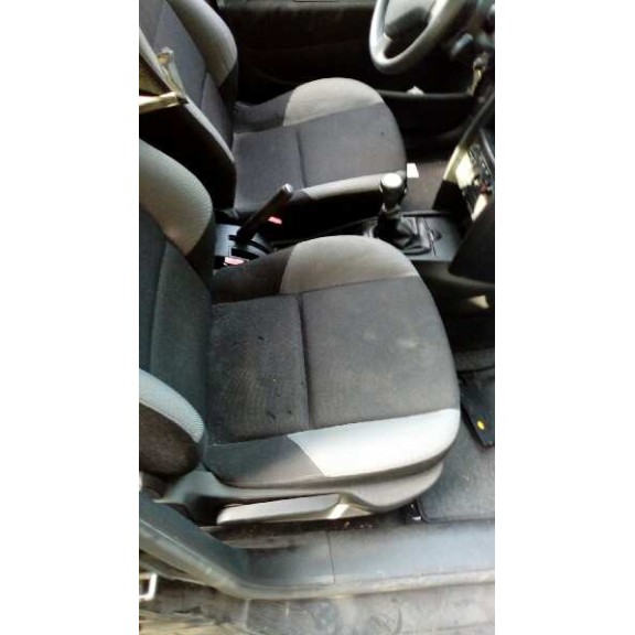 peugeot 207 del año 2006