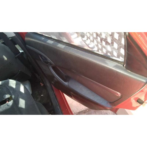 ford focus berlina (cak) del año 2004