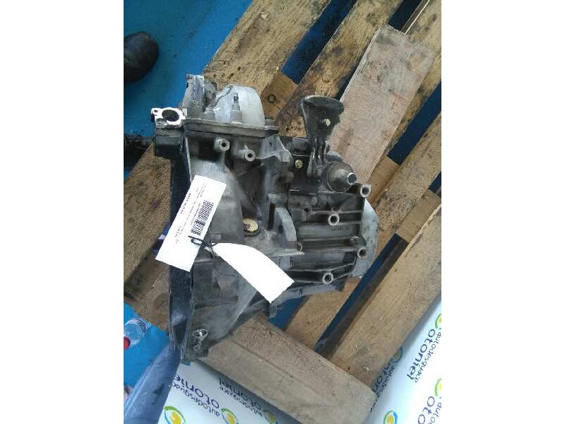 Recambio de caja cambios para peugeot boxer combi (rs3200)(320)(´02) 2.5 diesel referencia OEM IAM 20UE07 <CASCO> 