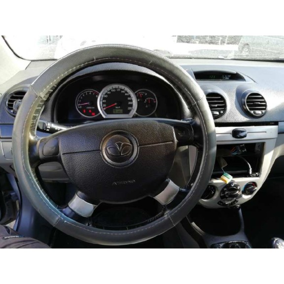 daewoo lacetti del año 2004