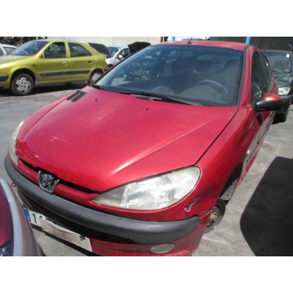 peugeot 206 berlina del año 2000