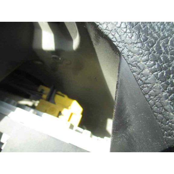 peugeot 206 berlina del año 2000