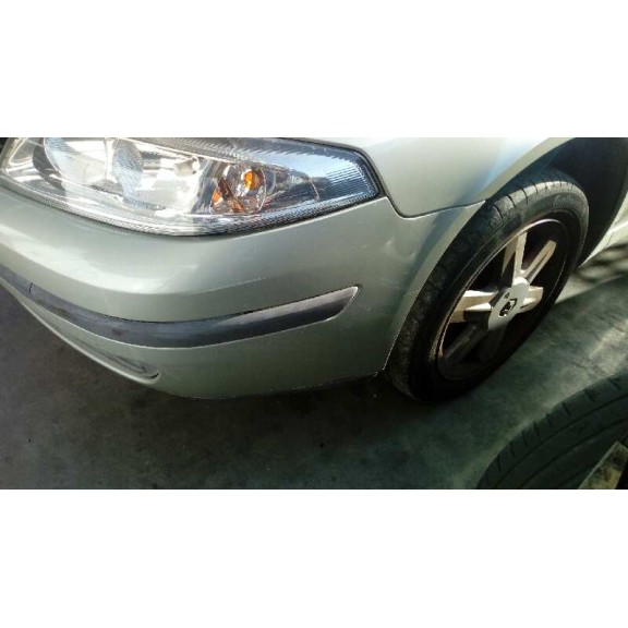 renault laguna ii (bg0) del año 2001