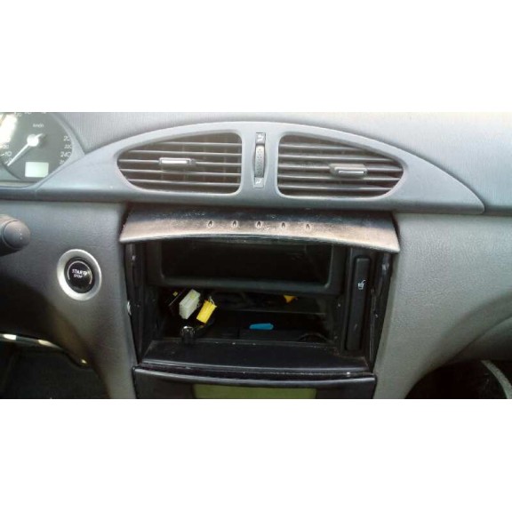 renault laguna ii (bg0) del año 2001